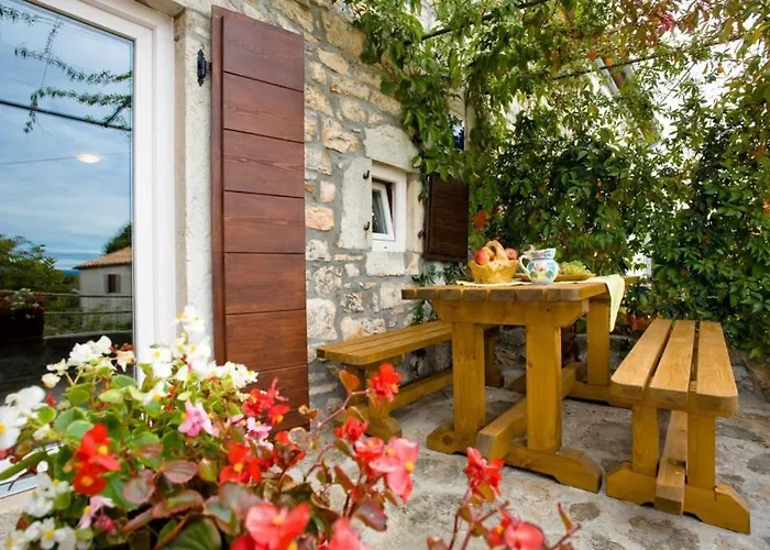 Charming Stone House Ines - Family Holiday In Countryside